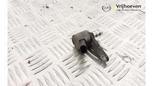 Oliedruk sensor van een Opel Astra K 1.6 CDTI 110 16V 2016