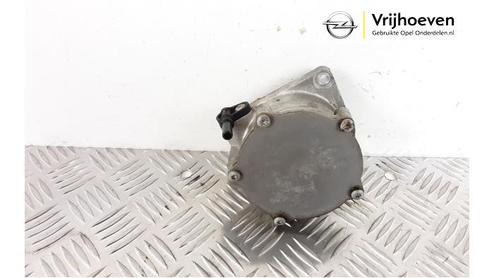 Vacuumpomp Rembekrachtiging van een Opel Cascada 1.6 Turbo 16V 2015