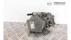 Gebruikte Vacuumpomp Rembekrachtiging Opel Astra K Sports Tourer 1.4 Turbo 16V Prijs € 50,00 Margeregeling aangeboden door Autodemontage Vrijhoeven B.V.