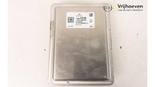 Gebruikte Computer Motormanagement Opel Astra K 1.0 SIDI Turbo 12V Prijs € 100,00 Margeregeling aangeboden door Autodemontage Vrijhoeven B.V.
