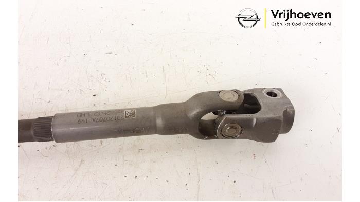 Stuurkolomas van een Opel Karl 1.0 12V 2015