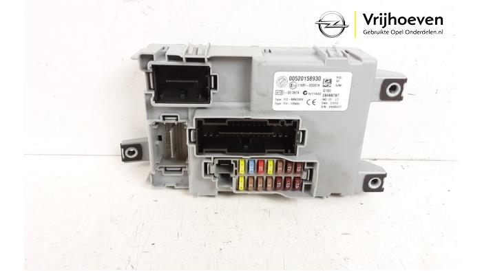 Gebruikte Computer Body Control Opel Combo 1.3 CDTI 16V ecoFlex Prijs € 180,00 Margeregeling aangeboden door Autodemontage Vrijhoeven B.V.
