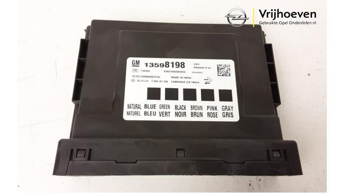 Computer Body Control van een Opel Karl 1.0 12V 2015
