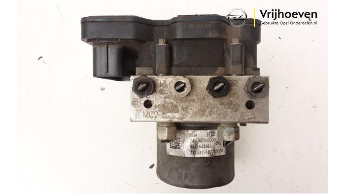 Gebruikte ABS Pomp Opel Karl 1.0 12V Prijs € 70,00 Margeregeling aangeboden door Autodemontage Vrijhoeven B.V.