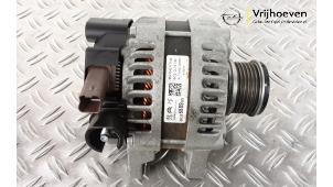 Gebruikte Dynamo Opel Corsa F (UB/UH/UP) 1.2 Turbo 12V 100 Prijs € 75,00 Margeregeling aangeboden door Autodemontage Vrijhoeven B.V.