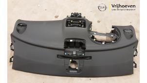Gebruikte Dashboard Opel Meriva 1.4 Turbo 16V ecoFLEX Prijs € 300,00 Margeregeling aangeboden door Autodemontage Vrijhoeven B.V.