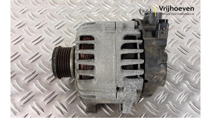 Gebruikte Dynamo Opel Crossland (X) 1.2 Turbo 12V Prijs € 50,00 Margeregeling aangeboden door Autodemontage Vrijhoeven B.V.