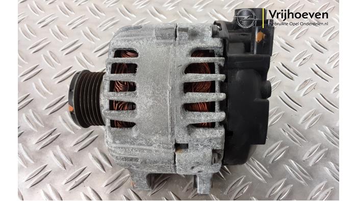 Gebruikte Dynamo Opel Crossland (X) 1.2 Turbo 12V Prijs € 45,00 Margeregeling aangeboden door Autodemontage Vrijhoeven B.V.