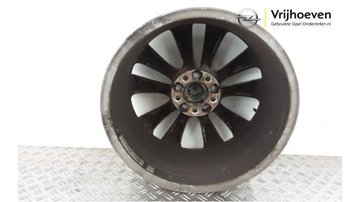 Velg van een Opel Astra J GTC (PD2/PF2) 1.4 Turbo 16V ecoFLEX 120 2013