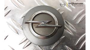 Gebruikte Naafkapje Opel Astra J GTC (PD2/PF2) 1.4 Turbo 16V ecoFLEX 120 Prijs € 20,06 Inclusief btw aangeboden door Autodemontage Vrijhoeven B.V.