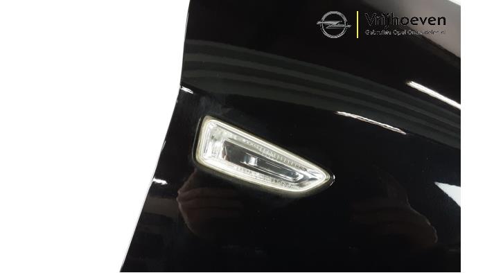 Voorscherm rechts van een Opel Astra K Sports Tourer 1.6 CDTI 110 16V 2018