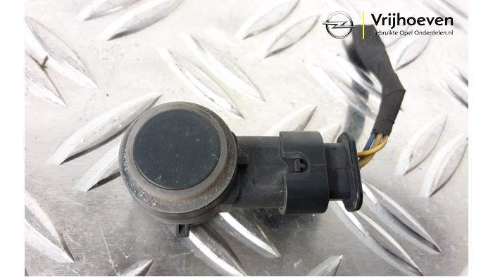 PDC Sensor van een Opel Astra K Sports Tourer 1.6 CDTI 110 16V 2018