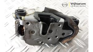 Gebruikte Deurslot Mechaniek 4Deurs rechts-achter Opel Astra J (PC6/PD6/PE6/PF6) 1.3 CDTI 16V EcoFlex Prijs € 30,00 Margeregeling aangeboden door Autodemontage Vrijhoeven B.V.