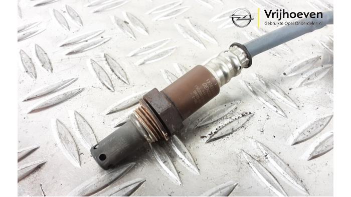 Lambda Sonde van een Opel Astra K Sports Tourer 1.4 Turbo 12V 2019