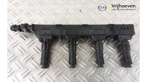 Gebruikte Bobine Opel Corsa C (F08/68) 1.2 16V Prijs € 25,00 Margeregeling aangeboden door Autodemontage Vrijhoeven B.V.
