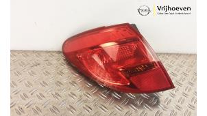 Gebruikte Achterlicht links Opel Meriva 1.4 16V Ecotec Prijs € 40,00 Margeregeling aangeboden door Autodemontage Vrijhoeven B.V.