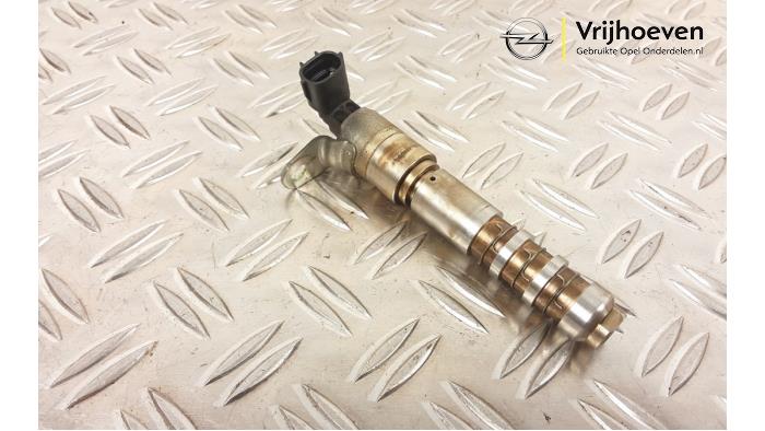 Gebruikte Nokkenas Verstelling Opel Antara (LA6) 3.2 V6 24V 4x4 Prijs € 65,00 Margeregeling aangeboden door Autodemontage Vrijhoeven B.V.
