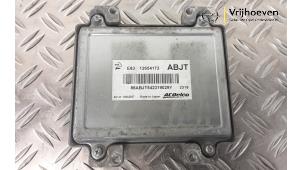 Gebruikte Computer Motormanagement Opel Astra J (PC6/PD6/PE6/PF6) 1.6 Turbo 16V Prijs € 100,00 Margeregeling aangeboden door Autodemontage Vrijhoeven B.V.