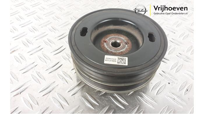 Gebruikte Poelie Krukas Opel Astra K 1.0 SIDI Turbo 12V Prijs € 65,00 Margeregeling aangeboden door Autodemontage Vrijhoeven B.V.