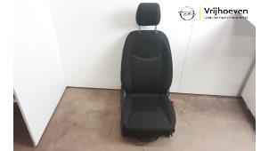Gebruikte Voorstoel rechts Opel Karl 1.0 12V Prijs € 100,00 Margeregeling aangeboden door Autodemontage Vrijhoeven B.V.