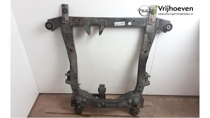 Gebruikte Subframe Opel Astra J Sports Tourer (PD8/PE8/PF8) 1.6 CDTI 16V Prijs € 90,00 Margeregeling aangeboden door Autodemontage Vrijhoeven B.V.
