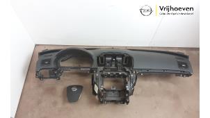 Gebruikte Airbag set + dashboard Opel Insignia 1.8 16V Ecotec Prijs € 350,00 Margeregeling aangeboden door Autodemontage Vrijhoeven B.V.