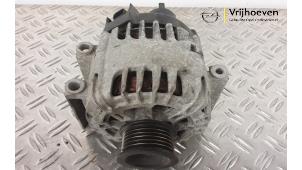 Gebruikte Alternator Opel Astra J Sports Tourer (PD8/PE8/PF8) 1.6 CDTI 16V Prijs € 35,00 Margeregeling aangeboden door Autodemontage Vrijhoeven B.V.