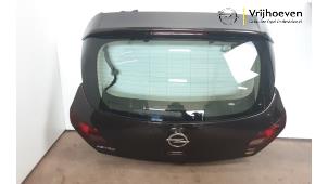 Gebruikte Achterklep Opel Astra J (PC6/PD6/PE6/PF6) 1.4 Turbo 16V Prijs € 250,00 Margeregeling aangeboden door Autodemontage Vrijhoeven B.V.