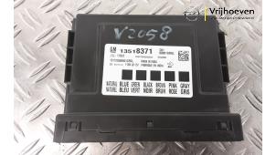 Gebruikte Computer Body Control Opel Astra K 1.6 CDTI 110 16V Prijs € 80,00 Margeregeling aangeboden door Autodemontage Vrijhoeven B.V.