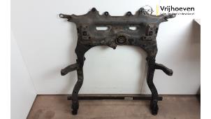 Gebruikte Subframe Opel Astra K Sports Tourer 1.6 CDTI 110 16V Prijs € 150,00 Margeregeling aangeboden door Autodemontage Vrijhoeven B.V.