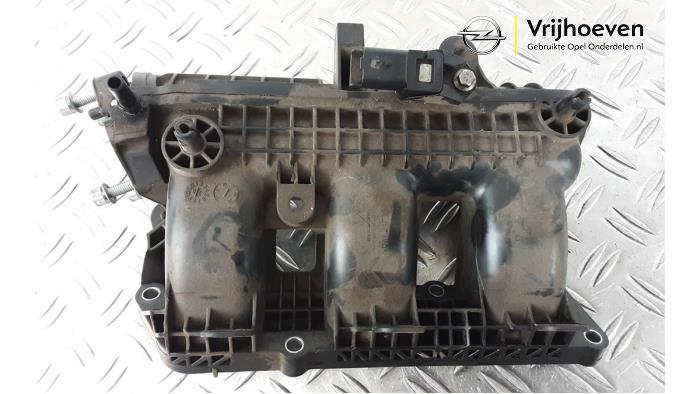 Gebruikte Spruitstuk Inlaat Opel Crossland (X) 1.2 Turbo 12V Prijs € 30,00 Margeregeling aangeboden door Autodemontage Vrijhoeven B.V.