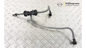 Gebruikte Leiding (diversen) Opel Crossland (X) 1.2 Turbo 12V Prijs € 20,00 Margeregeling aangeboden door Autodemontage Vrijhoeven B.V.