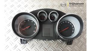 Gebruikte Cockpit Opel Meriva 1.4 Turbo 16V ecoFLEX Prijs € 150,00 Margeregeling aangeboden door Autodemontage Vrijhoeven B.V.