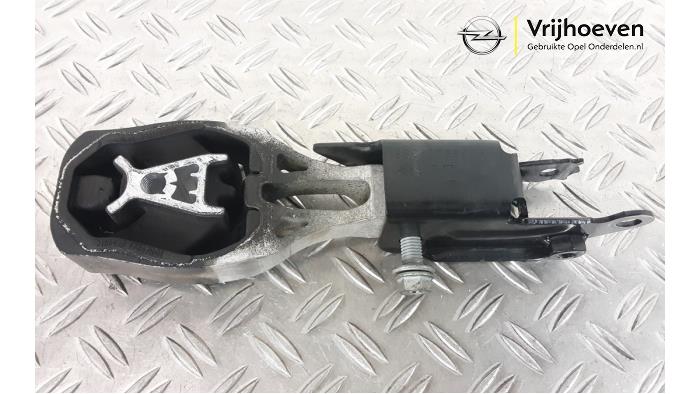 Gebruikte Motorrubber Opel Astra L (F3/FB/FM/FP) 1.2 Turbo 110 12V Prijs € 25,00 Inclusief btw aangeboden door Autodemontage Vrijhoeven B.V.
