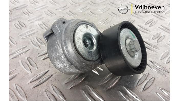 Gebruikte Spanrol Multiriem Opel Astra L (F3/FB/FM/FP) 1.2 Turbo 110 12V Prijs € 30,00 Inclusief btw aangeboden door Autodemontage Vrijhoeven B.V.