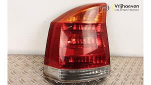 Gebruikte Achterlicht links Opel Vectra C 1.8 16V Prijs € 30,00 Margeregeling aangeboden door Autodemontage Vrijhoeven B.V.