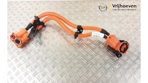 Gebruikte HV kabel (hoog voltage) Opel Mokka Mokka-e Prijs € 175,00 Margeregeling aangeboden door Autodemontage Vrijhoeven B.V.