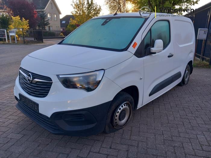 Motor van een Opel Combo Cargo 1.6 CDTI 75 2019
