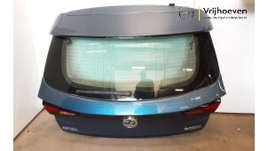 Gebruikte Achterklep Opel Astra K 1.0 SIDI Turbo 12V Prijs € 200,00 Margeregeling aangeboden door Autodemontage Vrijhoeven B.V.