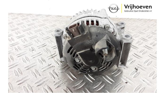 Dynamo van een Opel Astra K 1.6 SIDI Eco Turbo 16V 2018