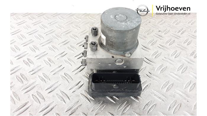 Gebruikte ABS Pomp Opel Astra K 1.6 SIDI Eco Turbo 16V Prijs € 125,00 Margeregeling aangeboden door Autodemontage Vrijhoeven B.V.