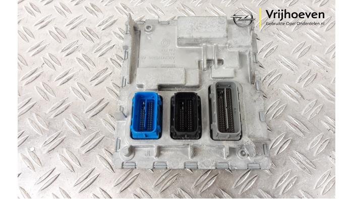 Gebruikte Computer Motormanagement Opel Astra K 1.6 SIDI Eco Turbo 16V Prijs € 250,00 Margeregeling aangeboden door Autodemontage Vrijhoeven B.V.