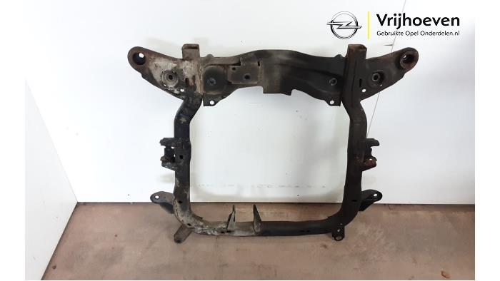 Gebruikte Subframe Opel Tigra Twin Top 1.4 16V Prijs € 100,00 Margeregeling aangeboden door Autodemontage Vrijhoeven B.V.