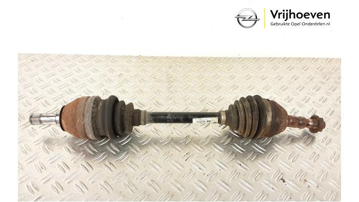 Gebruikte Steekas links-voor Opel Astra J (PC6/PD6/PE6/PF6) 1.3 CDTI 16V EcoFlex Prijs € 30,00 Margeregeling aangeboden door Autodemontage Vrijhoeven B.V.