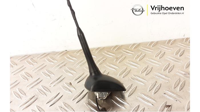 Antenne van een Opel Adam 1.4 S 16V Turbo 2015
