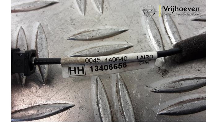 Antenne van een Opel Adam 1.4 S 16V Turbo 2015