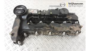 Gebruikte Kleppendeksel Opel Astra K Sports Tourer 1.6 CDTI 110 16V Prijs € 40,00 Margeregeling aangeboden door Autodemontage Vrijhoeven B.V.