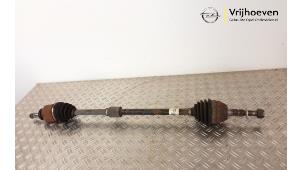 Gebruikte Aandrijfas rechts-voor Opel Meriva 1.4 Turbo 16V ecoFLEX Prijs € 35,00 Margeregeling aangeboden door Autodemontage Vrijhoeven B.V.