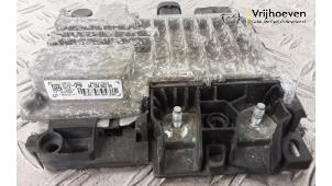 Gebruikte Start/Stop computer Opel Crossland (X) 1.2 Turbo 12V Euro 6 Prijs € 45,00 Margeregeling aangeboden door Autodemontage Vrijhoeven B.V.