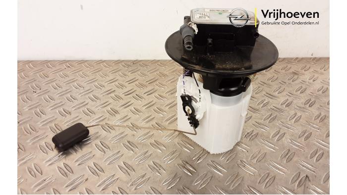 Gebruikte Tank element Pomp Opel Astra L (F3/FB/FM/FP) 1.2 Turbo 130 12V Prijs € 160,00 Margeregeling aangeboden door Autodemontage Vrijhoeven B.V.